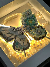 Load image into Gallery viewer, LOZ mini Blocks Kids Building Toys DIY Bricks Butterfly with Lighting Decorative Painting Puzzle Girls Women Gift Home Decor 1960 1961