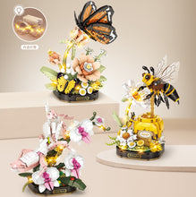 Load image into Gallery viewer, LOZ mini Blocks Kids Building Toys Puzzle Insect Bricks with Lighting Girls Gift Home Decor 4117 4118 4119