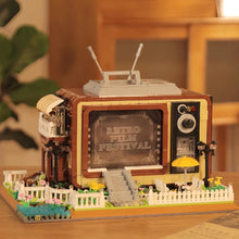 Load image into Gallery viewer, 2127pcs ZHEGAO mini Blocks Kids Building Toys DIY Bricks Girls Boys TV Puzzle Holiday Gift Home Decor DZ6018