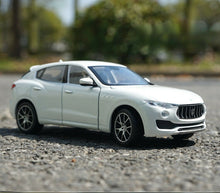 Load image into Gallery viewer, WELLY 1:24 Alloy Diecast Car Model For MASERATI Levante Static Display Mens Gift
