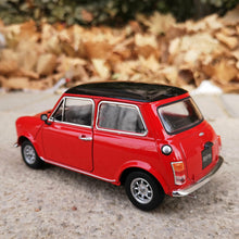 Load image into Gallery viewer, WELLY 1:24 Diecast Alloy Car Model For MINI Cooper 1300 Static Display Girl Gift
