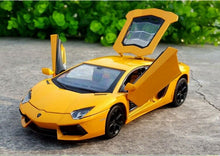 Load image into Gallery viewer, MZ 1:24 Scale Static Alloy Car Model Boys Toys For Lamborghini Aventador LP700-4
