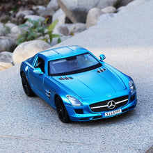 Load image into Gallery viewer, Maisto 1:18 Static Alloy Sports Car Model Men  For Mercedes Benz SLS AMG  With original box
