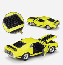Load image into Gallery viewer, WELLY 1:24 For 1970 Ford Mustang Boss 302 Diecast Static Car Model Men Toys Gift
