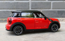 Load image into Gallery viewer, Rastar 1:24 Countryman Diecast Alloy Static Sports Car Model For BMW MINI Cooper
